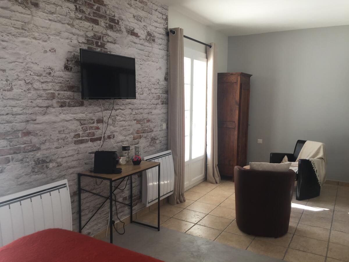Pause En Provence Bed & Breakfast